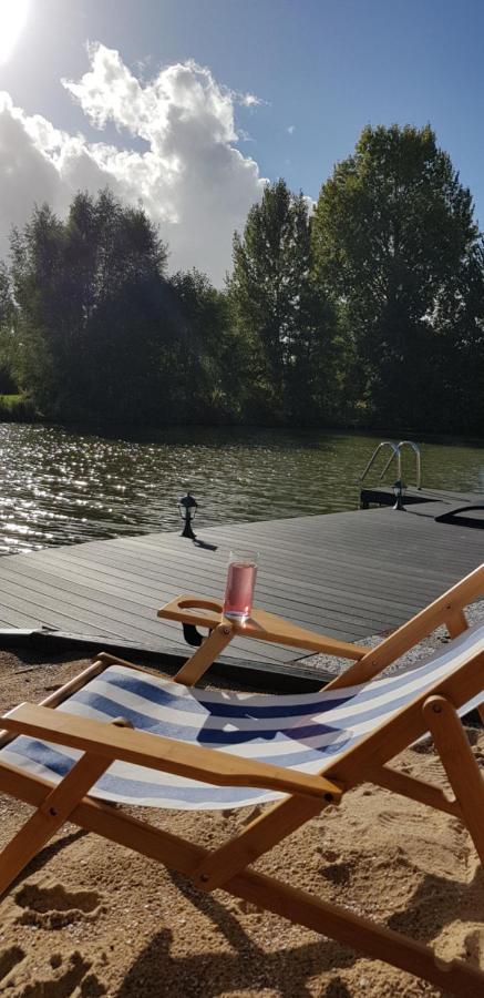 Carafun Aan Het Water Ooltgensplaat Villa Exterior foto