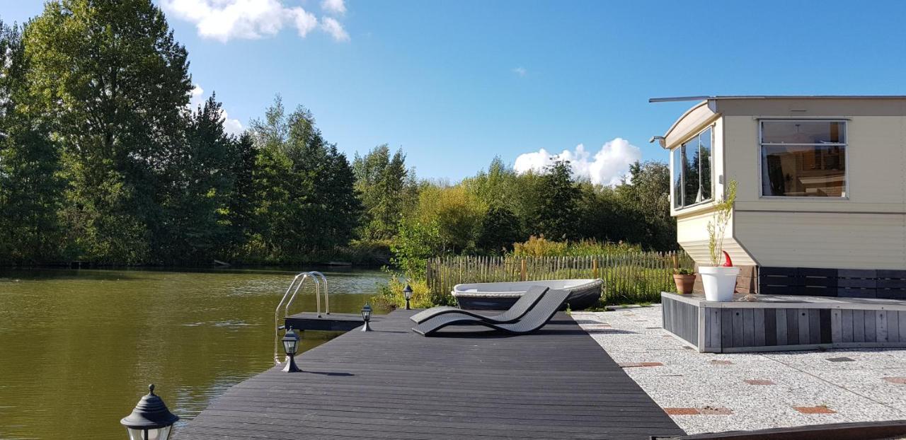 Carafun Aan Het Water Ooltgensplaat Villa Exterior foto