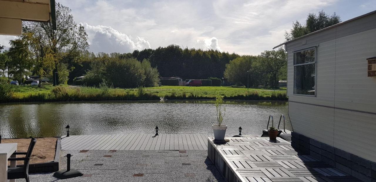 Carafun Aan Het Water Ooltgensplaat Villa Exterior foto