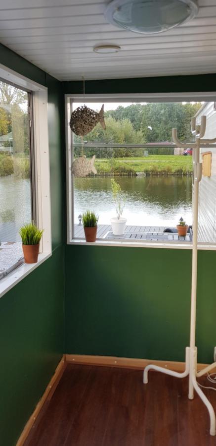 Carafun Aan Het Water Ooltgensplaat Villa Exterior foto